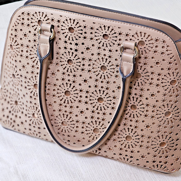 Kelly And Katie Purse Taupe Tan Beige Handbag Tote Shoulder Strap Laser Cut Gold - Picture 2 of 10
